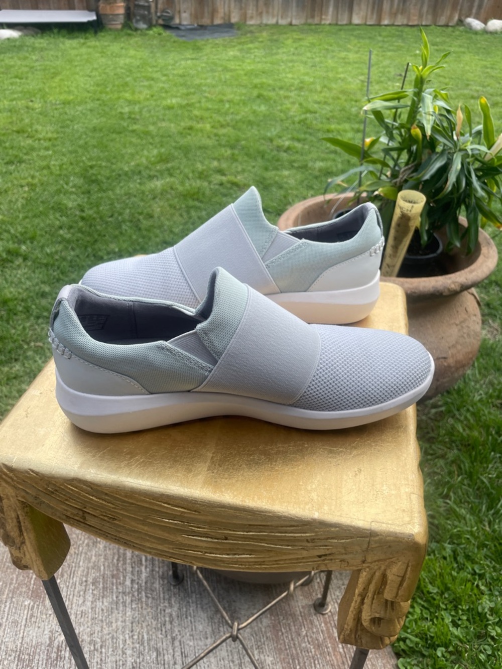 Clark's Slip-On Athletic Sneakers - Light Grey